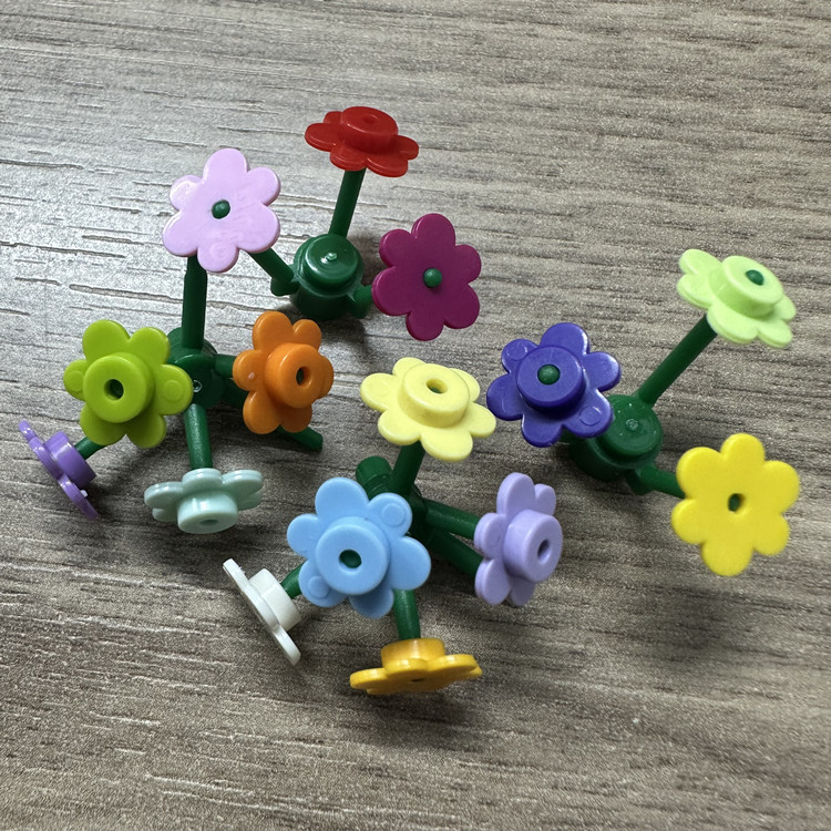 50-1000pcs Small Flower 3742 B - Kids Toys Lego review and price
