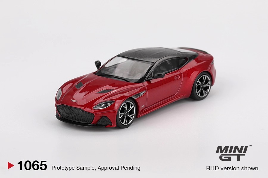 MINIGT 1/64 Aston Martin DBS S - Kids Toys Boys review and price